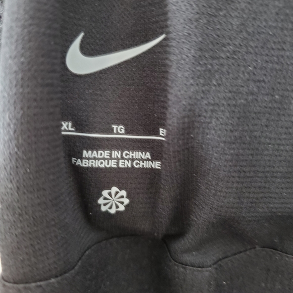 NIKE Women's Water Dots Keyhole One-Piece Swimsuit Black & White Size XL NWT $92 - Picture 14 of 16